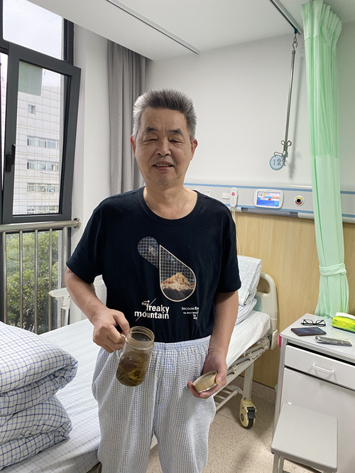 潘师傅的故事配图_副本.jpg 潘师傅的故事配图_副本.jpg